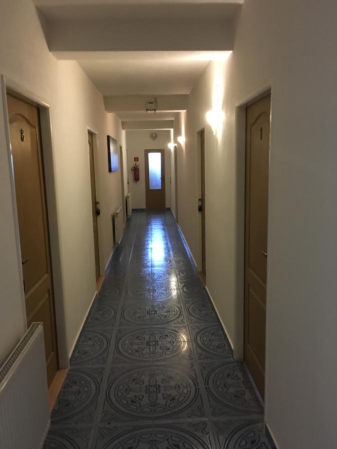 Harrys City Motel Komárno 외부 사진