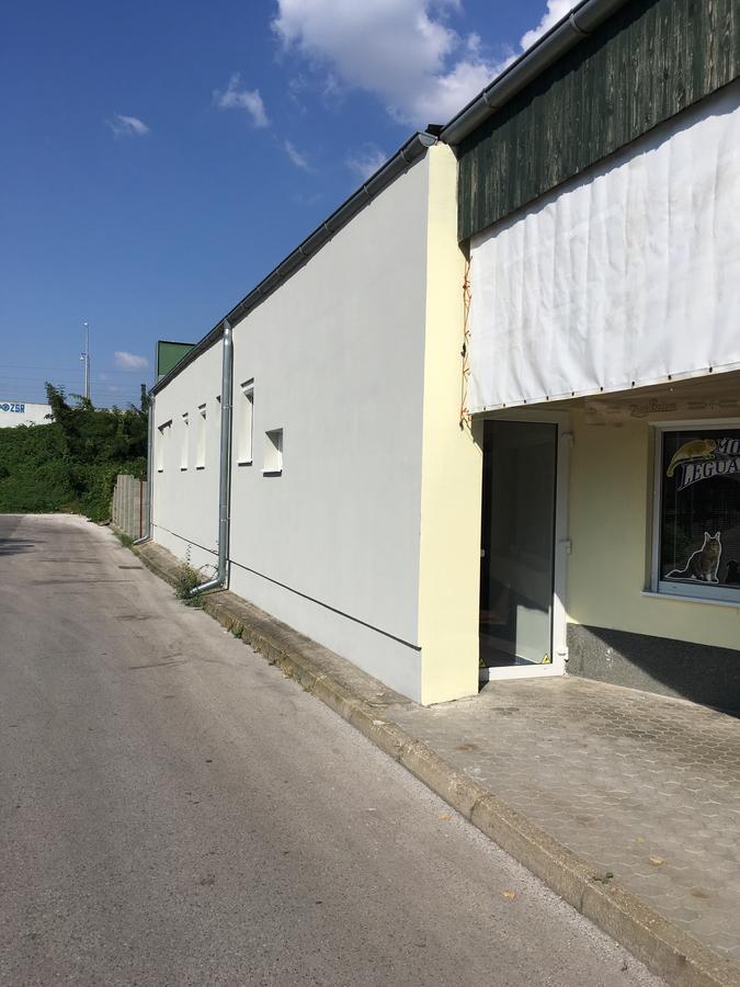 Harrys City Motel Komárno 외부 사진