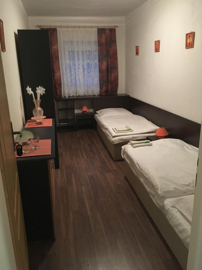 Harrys City Motel Komárno 외부 사진